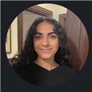 Bilingue passionnée, prête à transmettre l’anglais avec énergie et bienveillance